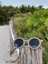 Load image into Gallery viewer, Retro-chic Matte Kids Sunglasses