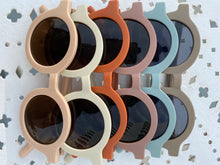 Load image into Gallery viewer, Retro-chic Matte Kids Sunglasses